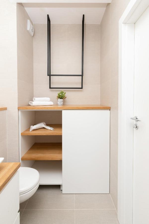 Klimatyczny Apartament W Centrum Gdanska Екстериор снимка