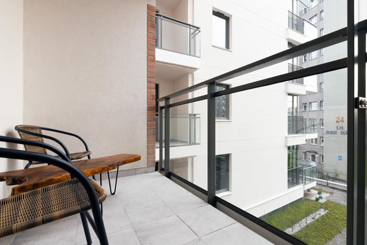 Klimatyczny Apartament W Centrum Gdanska Екстериор снимка